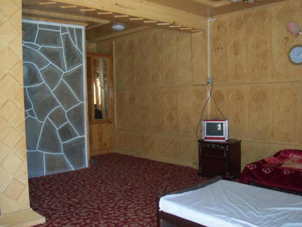Manila Huts Hotel Naran Eksteriør billede